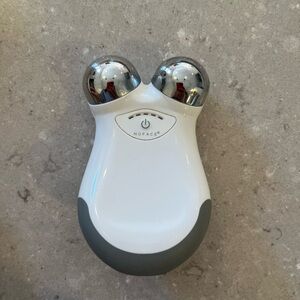 NuFace Mini